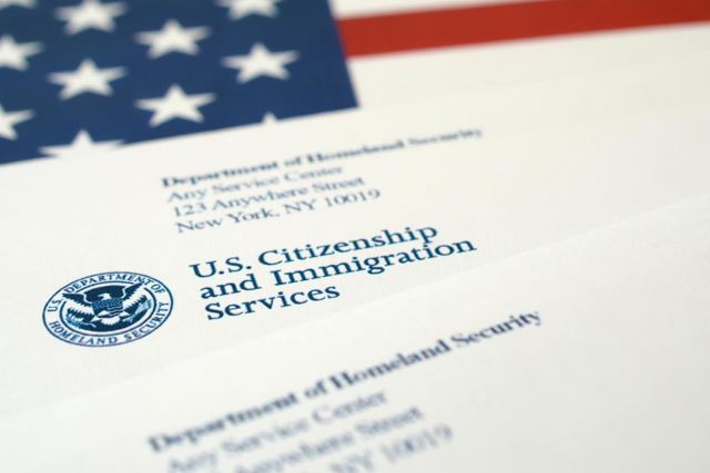 ABOGADOS EN DERECHO MIGRATORIO